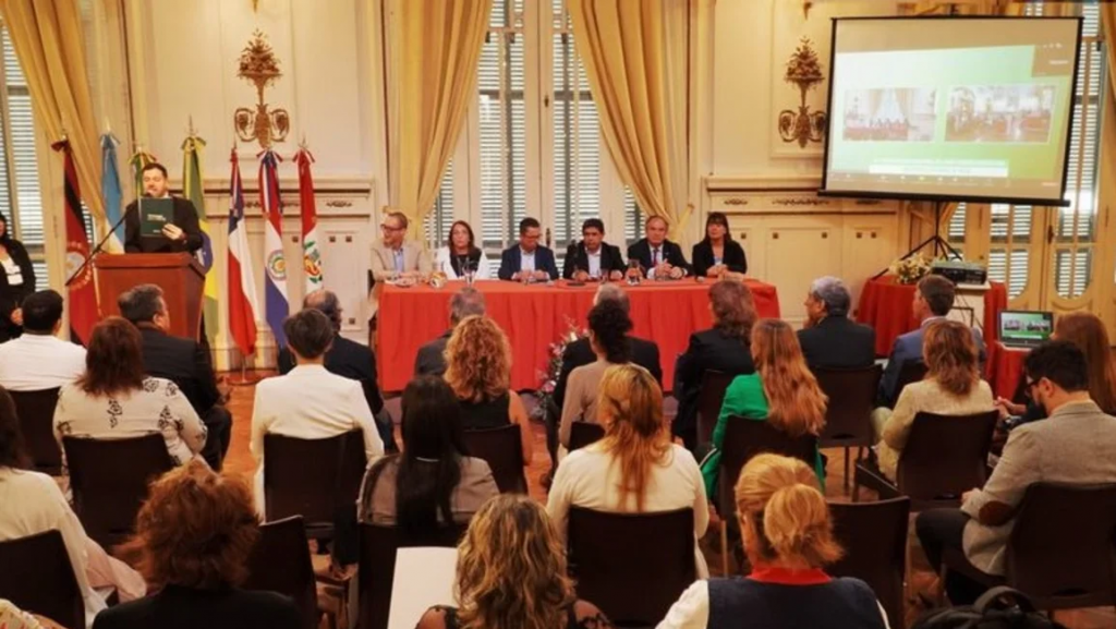 El rector Pagani de UNT participa del 35º Encuentro Internacional de la Red Zicosur Universitario