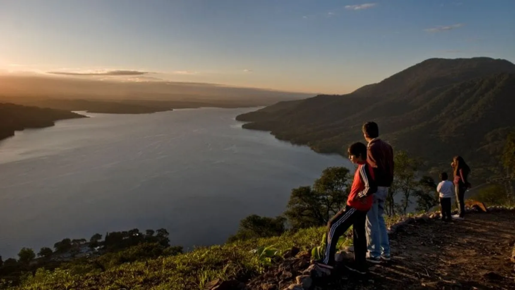 Tucumán tiene más del 70% de reservas para este fin de semana largo